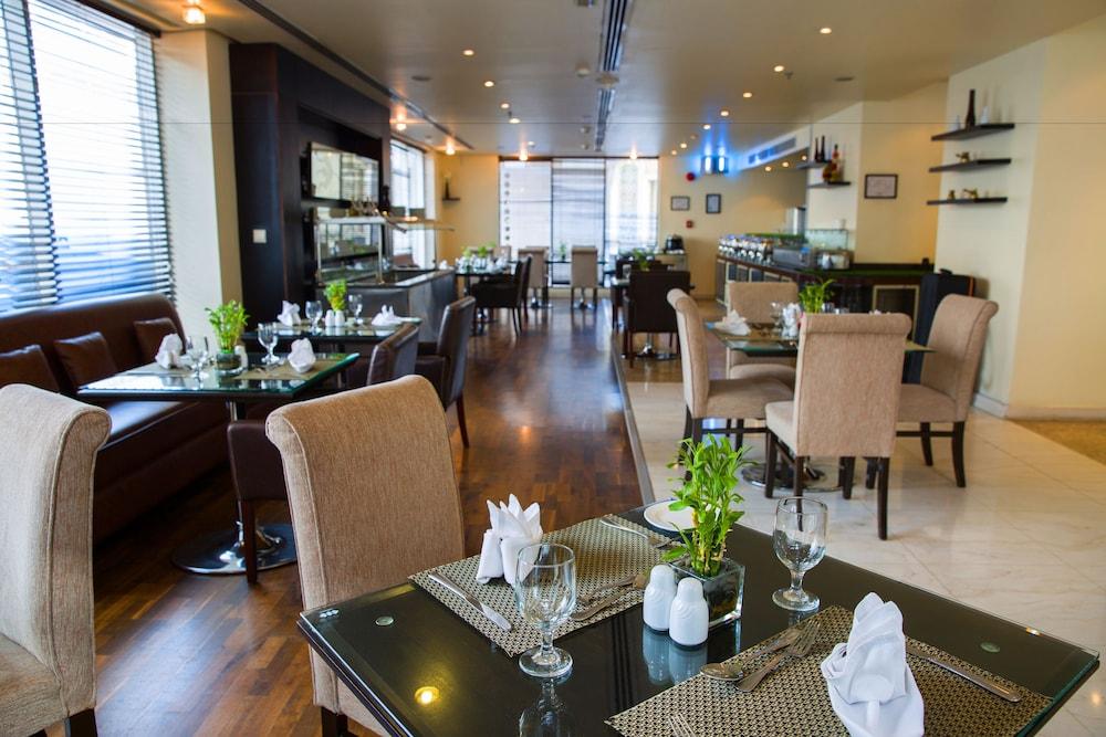 होटल Kingsgate By Millennium Abu Dhabi